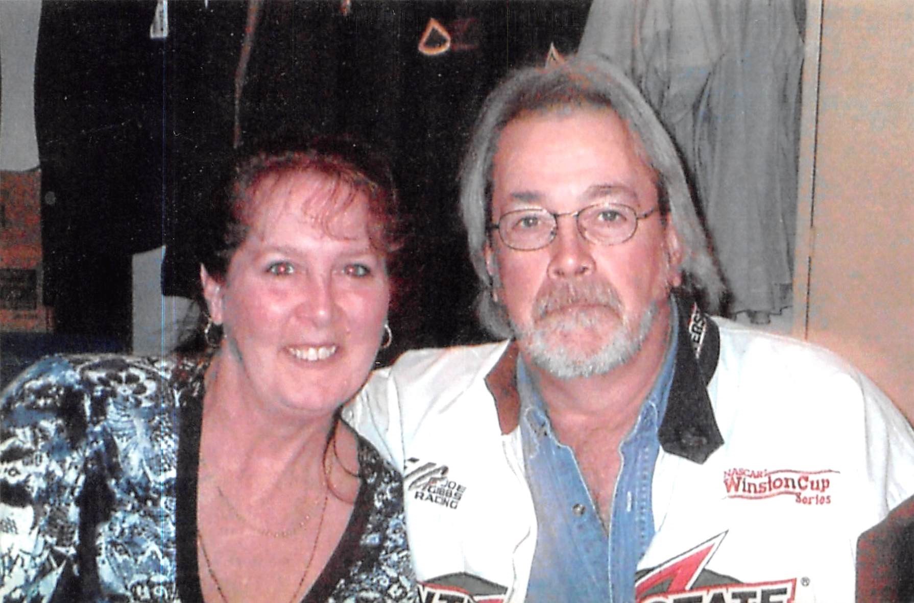 Obituary of Larry Wess Stamper