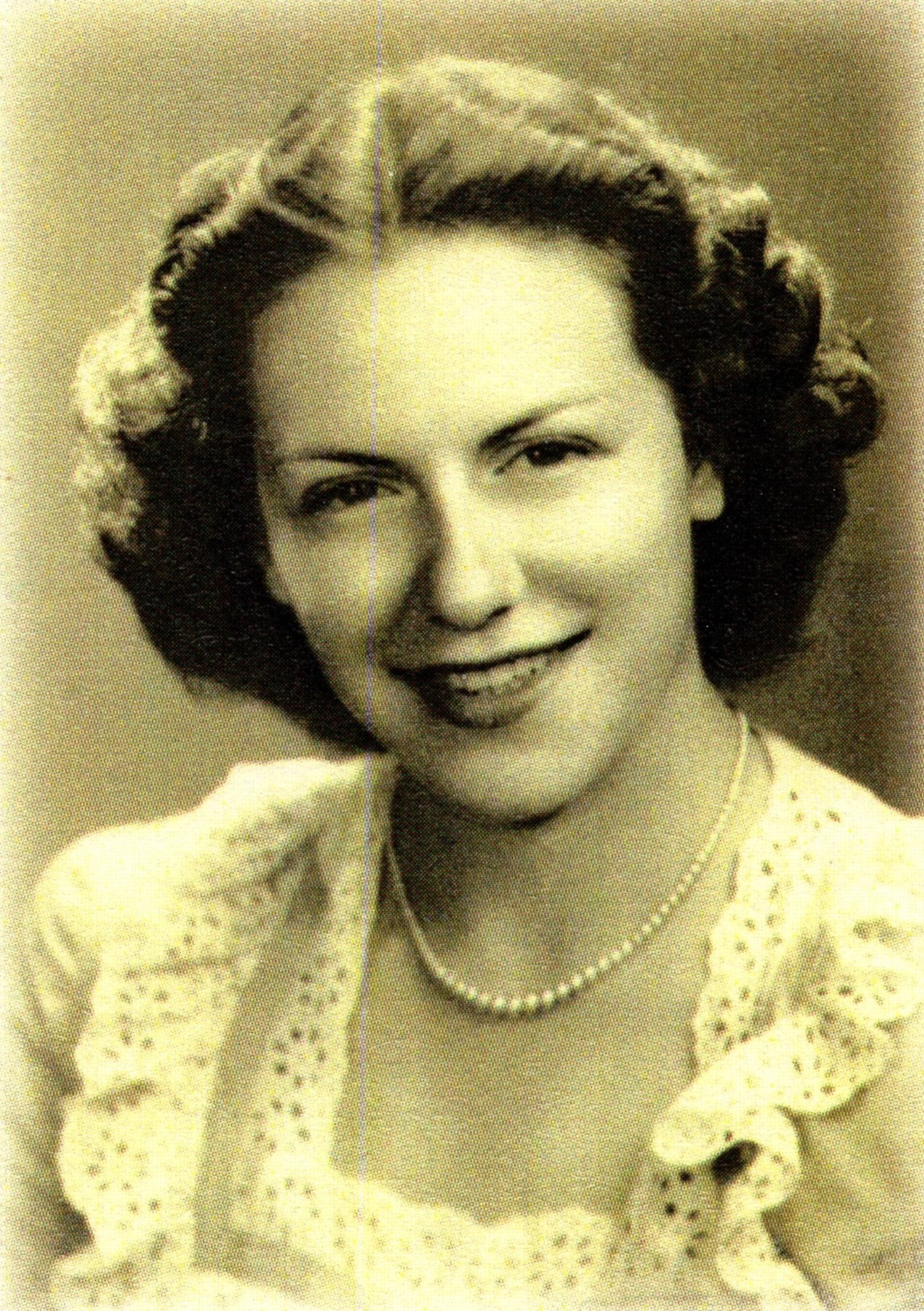 Obituary of Lolita del Pilar Martinez Wegmann