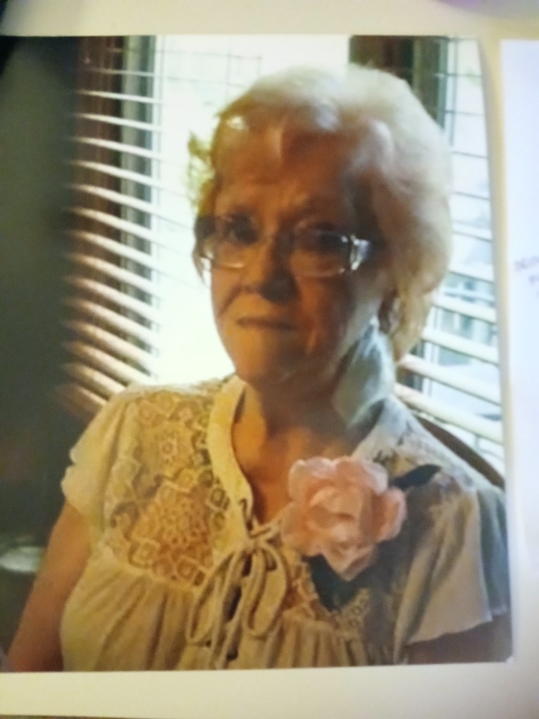 Obituary of L. Marilyn Gallipo