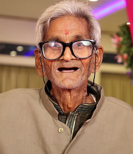 Obituary of Jashvantlal M. Brahmbhatt