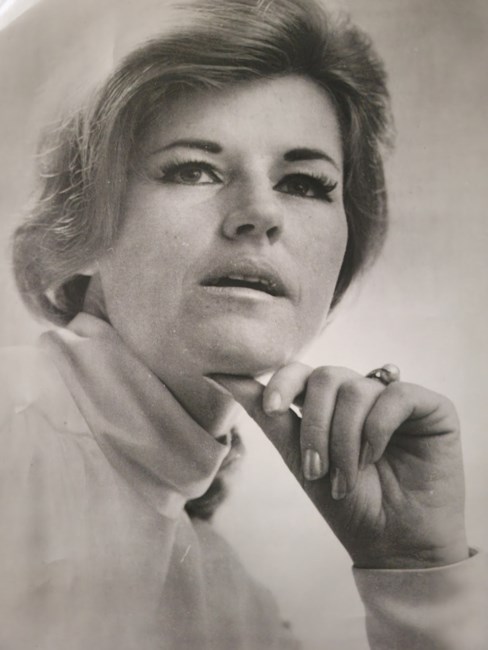 Obituary of Gwendolyn Kaye Wade-Hicks