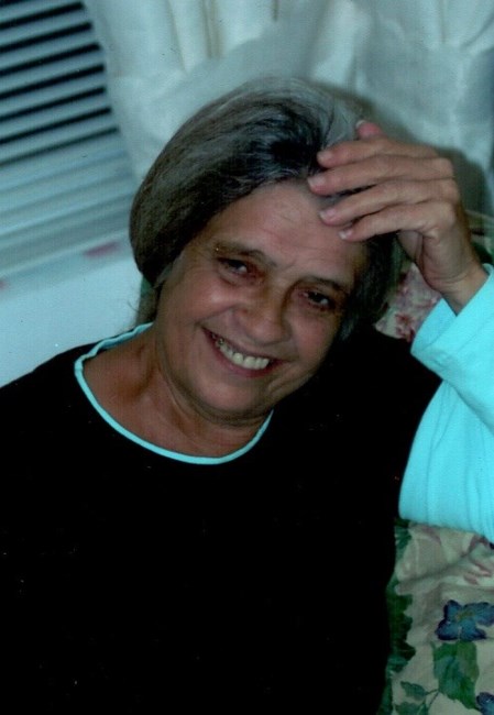 Obituario de Linda "Dottie" Gay Hall