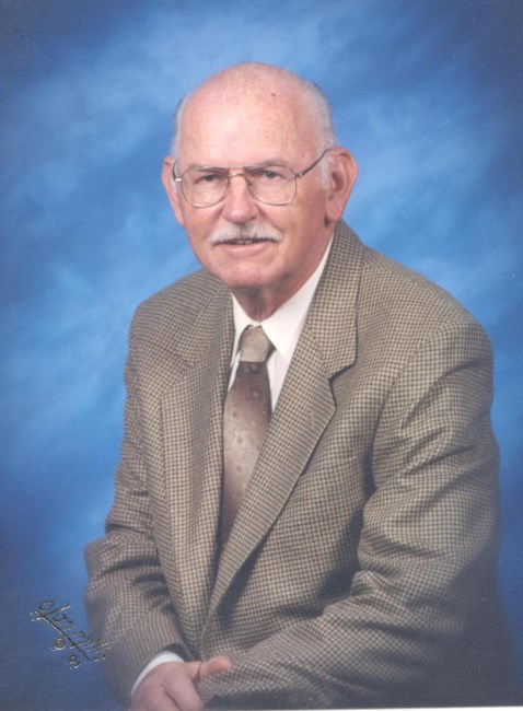 Obituary of Lloyd L. Maul
