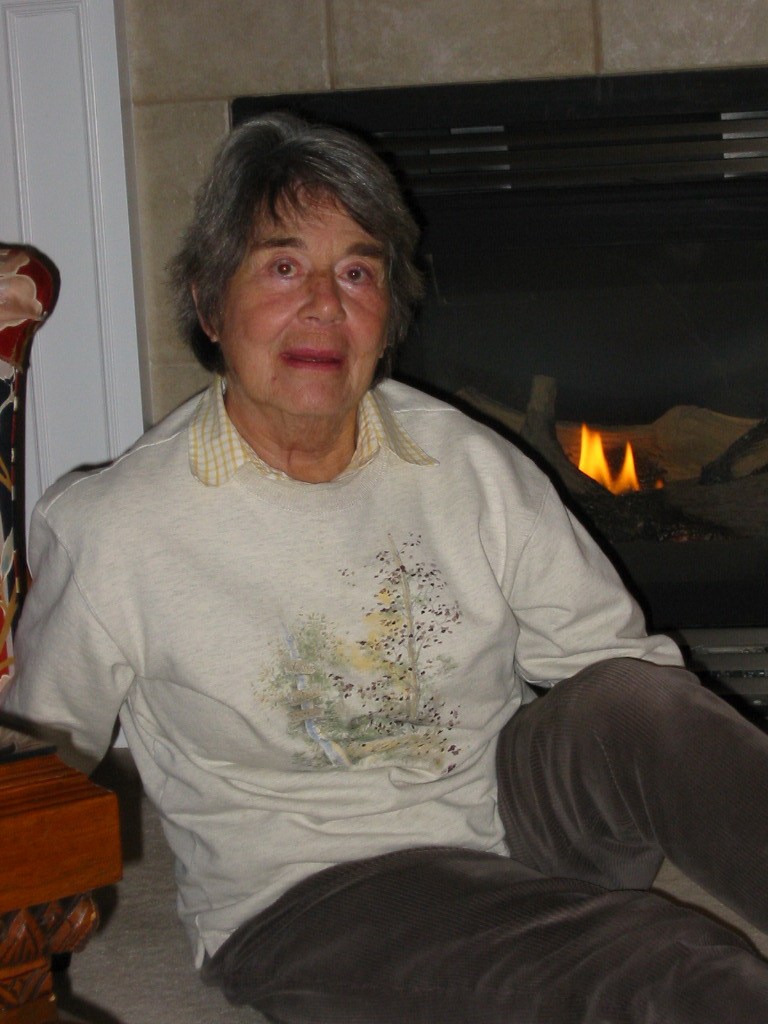 Obituary of Dorothy Holloway