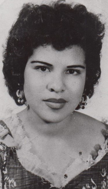 Obituario de Elvira R. Acosta