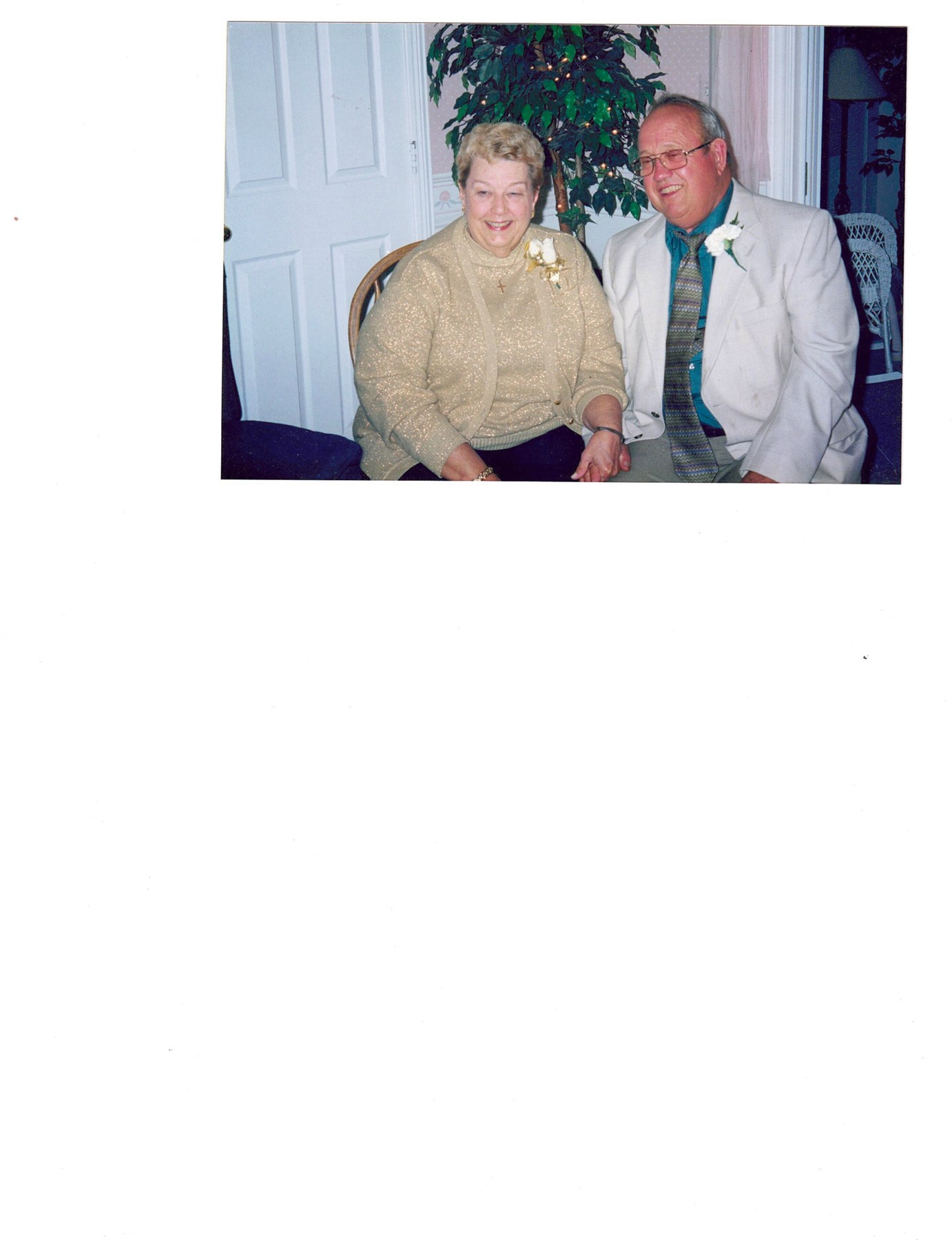 Obituario de June Carlyne Crandall