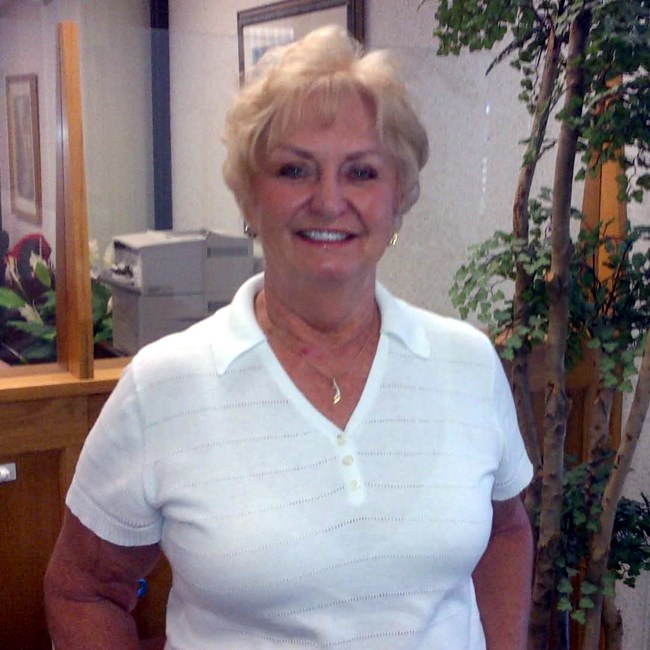 Obituary of Veronica "Roni" S Hick