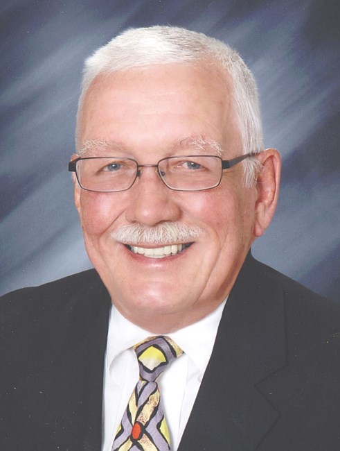 Obituary of Leslie Snuggs Brown