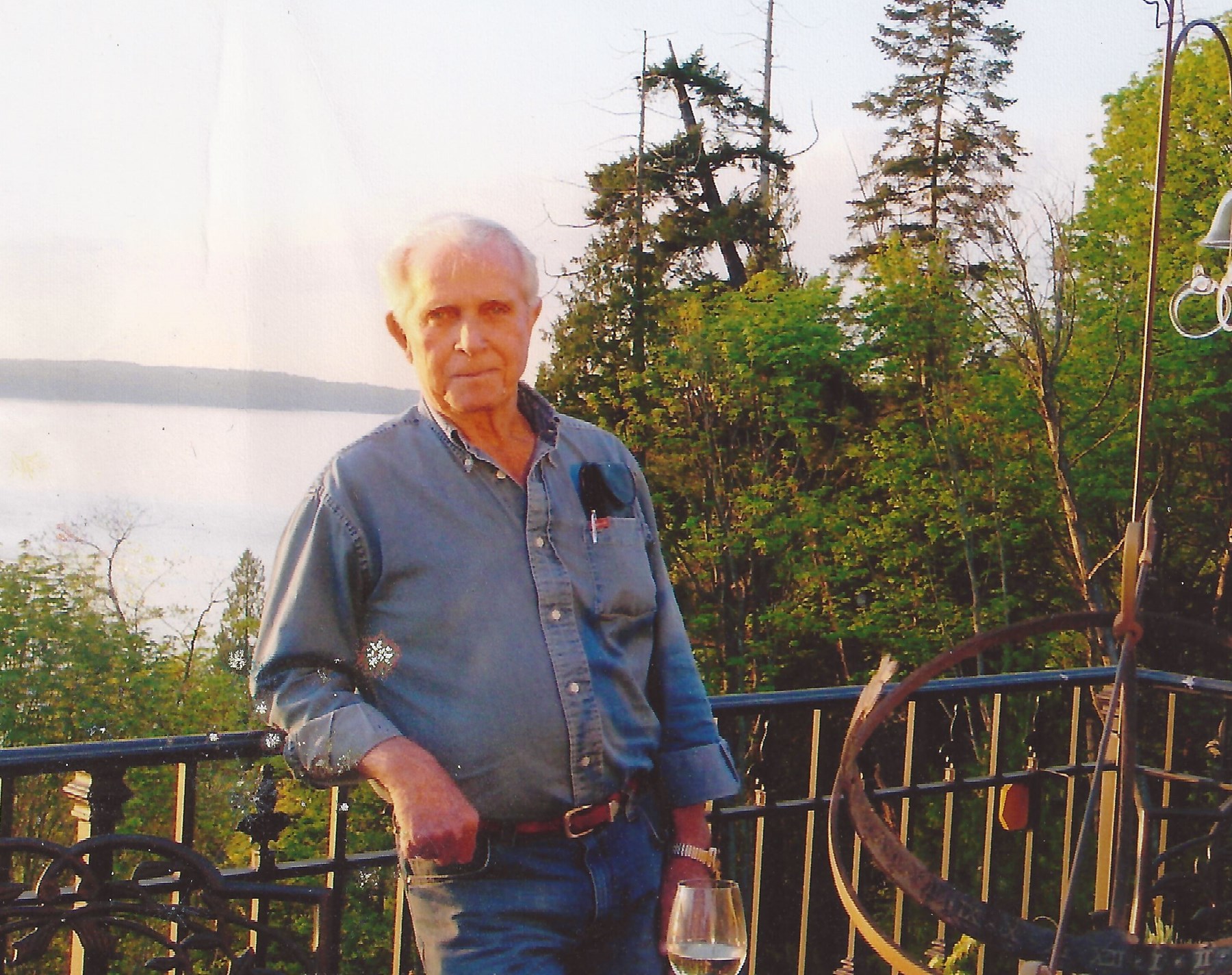 Obituary of Hearl "Buck" Kenneth Clay Sr.