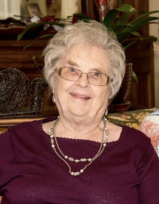Obituary of Laura Von Hollen