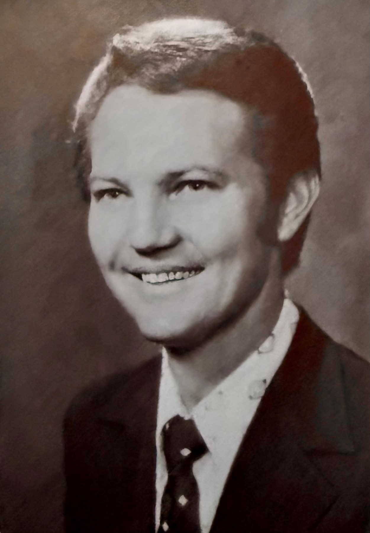 Obituary of Lloyd Travis Bates