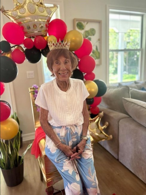 Obituary of Elaine M Juhl