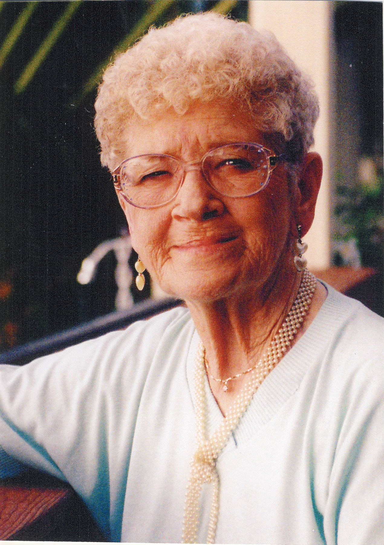 Obituario de Betty Lou Pringle Mike