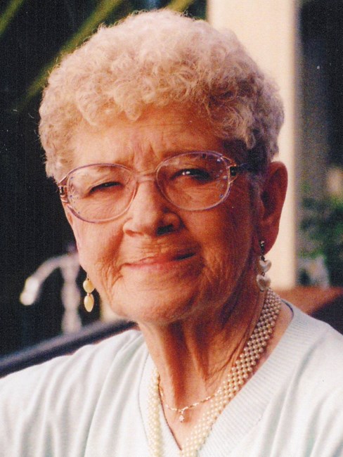 Obituario de Betty Lou Pringle Mike