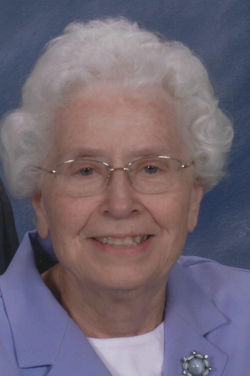 Obituary of Esther May Robbins