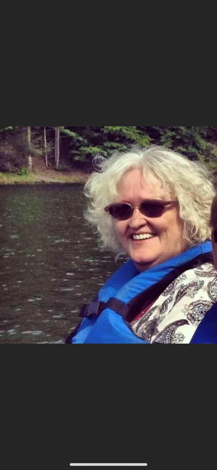 Obituary of Carolyn Saunders