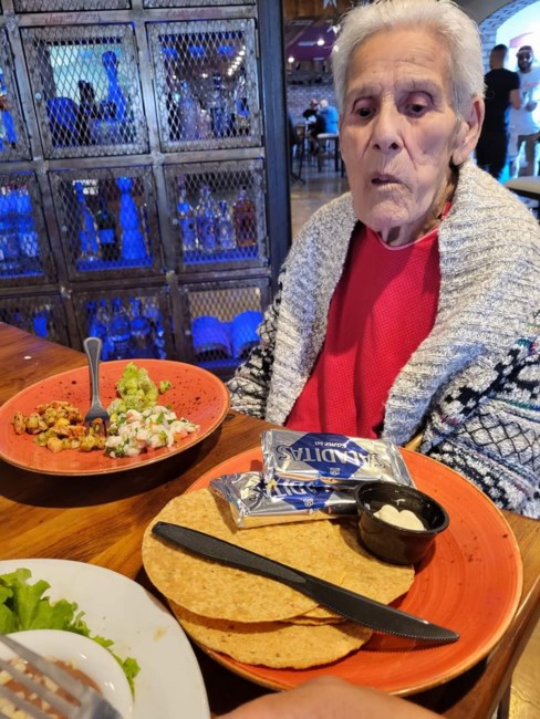 Obituary of Maria G. Pinones