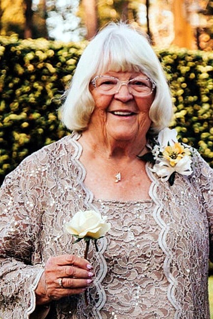 Obituary of Betty Thompson