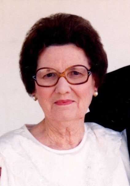 Obituary of Violet M. Calhoun