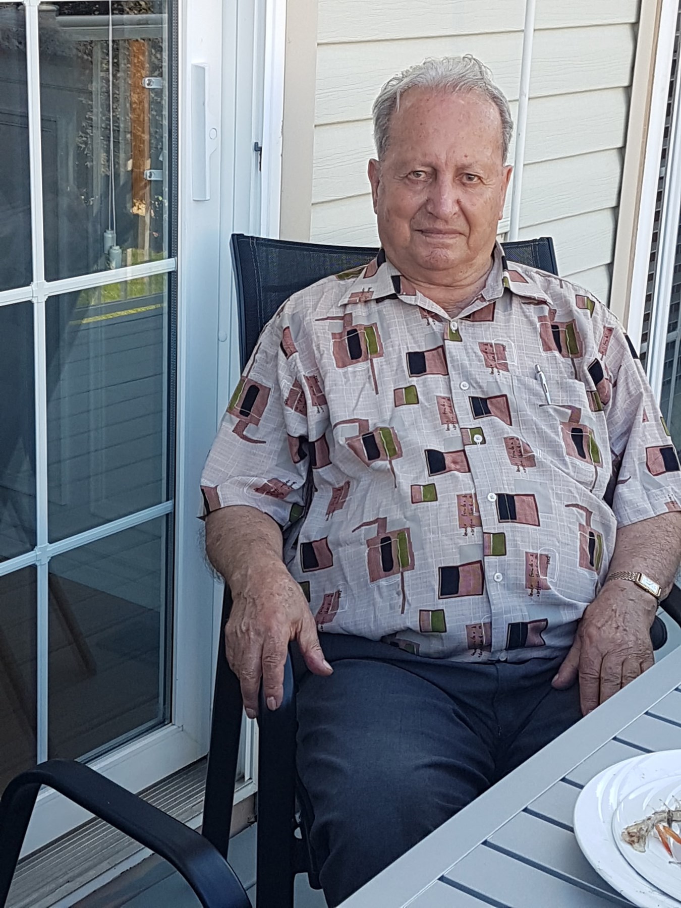 Obituary of Atanas "Tom" Volikis