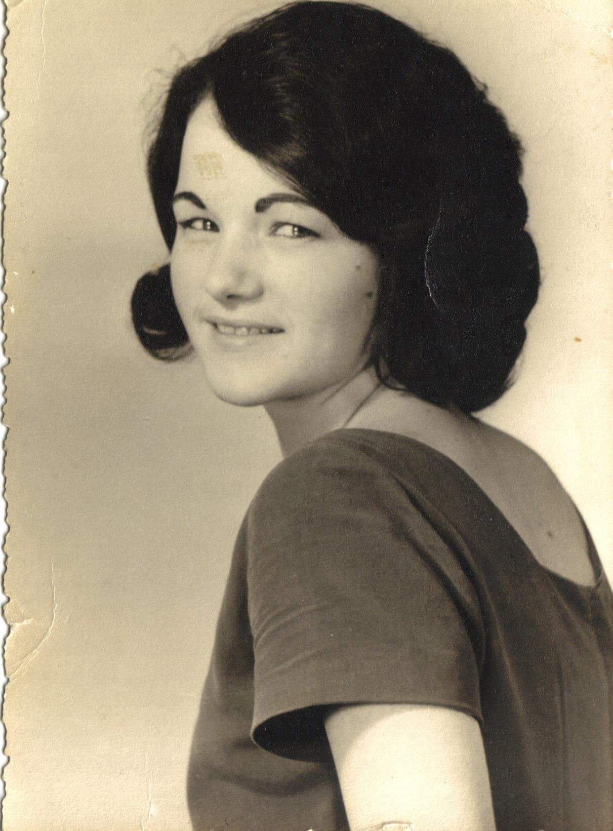 Avis de décès de Linda Carol Adams