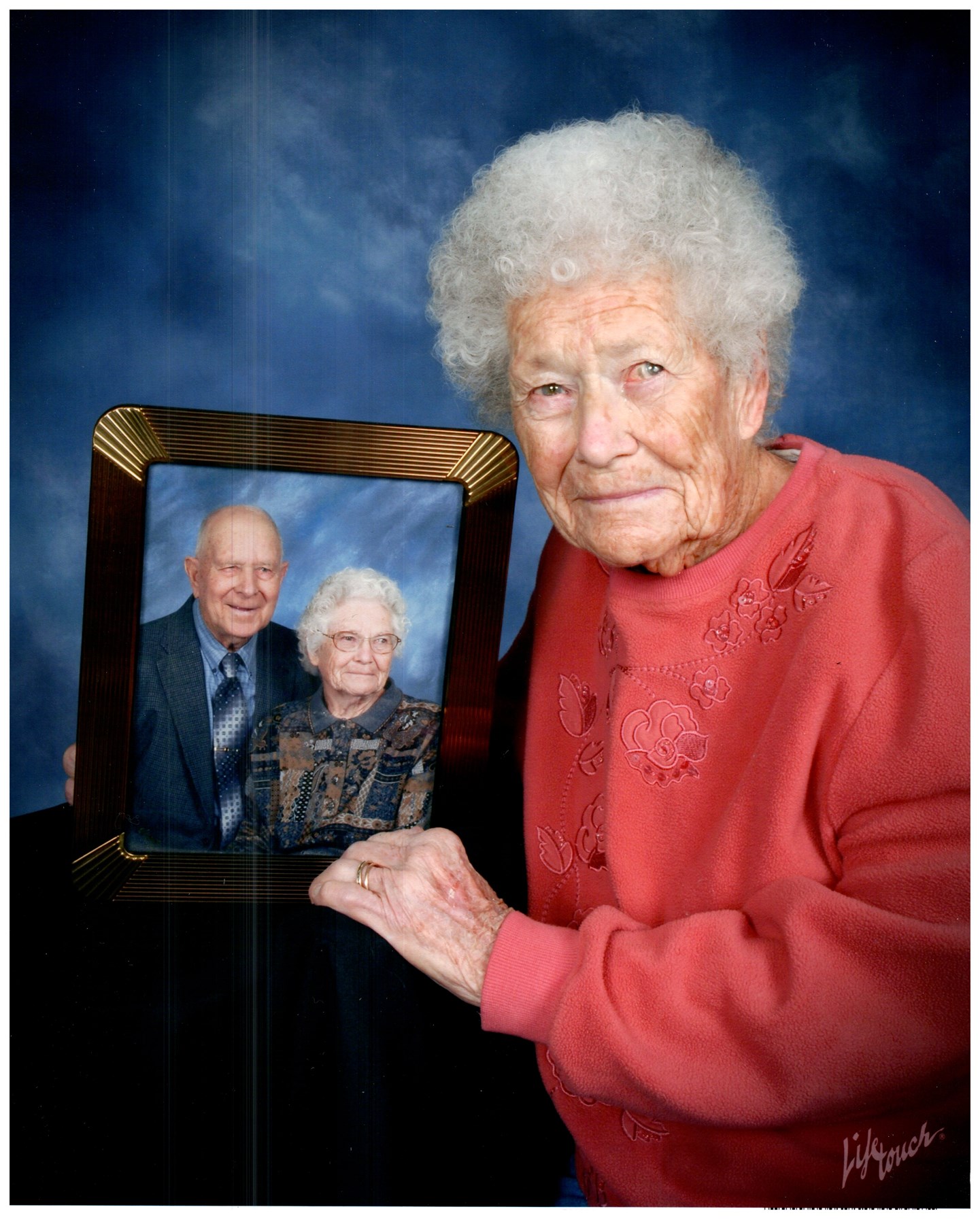 Avas Flowers Visalia Ca - Gayle Stuhaan Obituary - Visalia ...