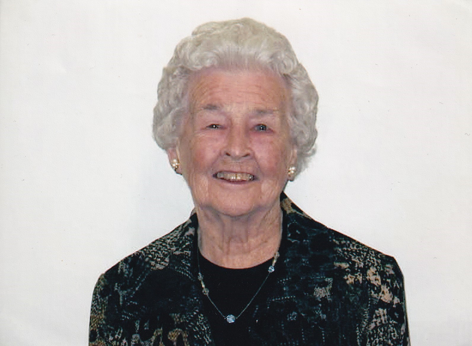 Obituary of Edna E. Harmon
