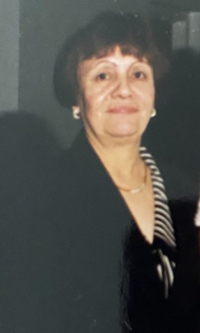 Obituary of Rosa Elia De Leon