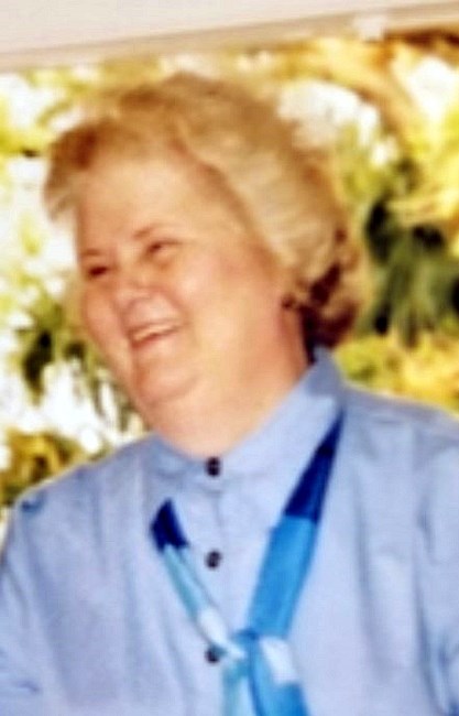 Obituary of Gretchen Hall
