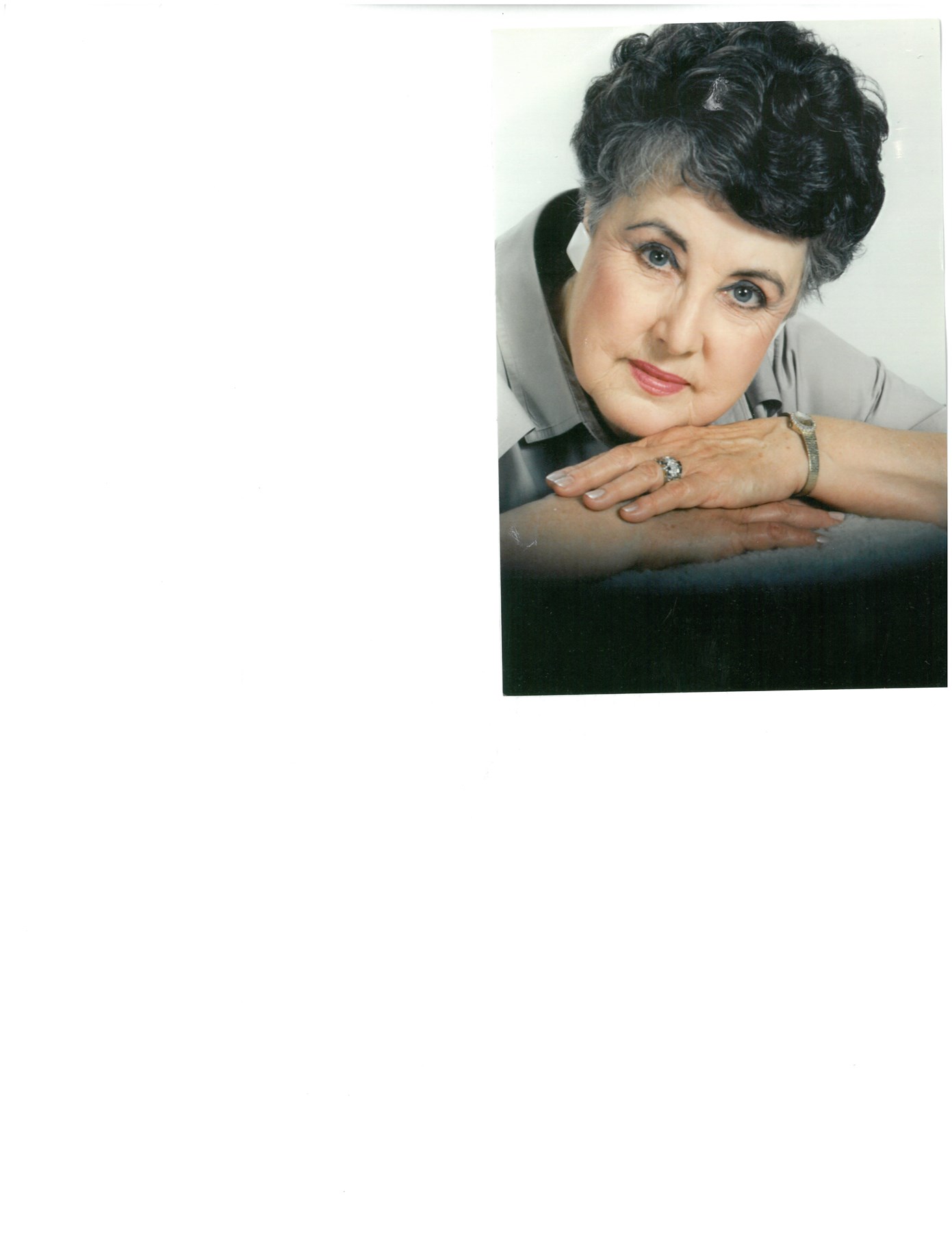 Obituario de Mary Elizabeth Hogan