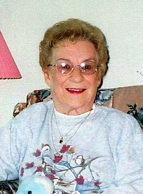 Obituario de Evelyn Theresa Ball