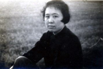 Obituary of 董慧 龄