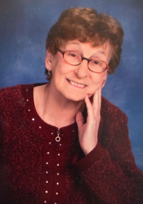 Obituary of Vivian Josephine Luckey