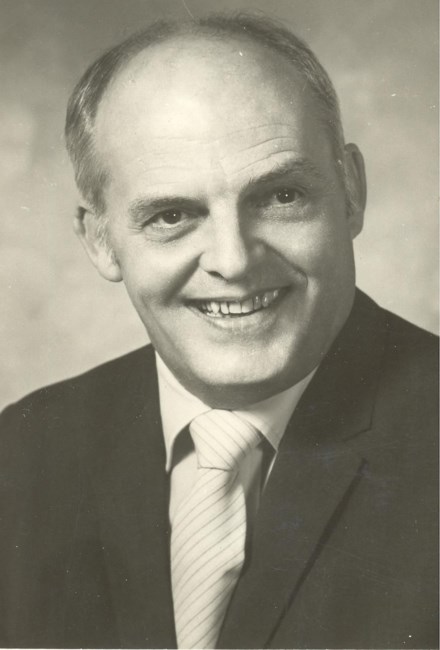 Obituary of Julius Raymond Karsten