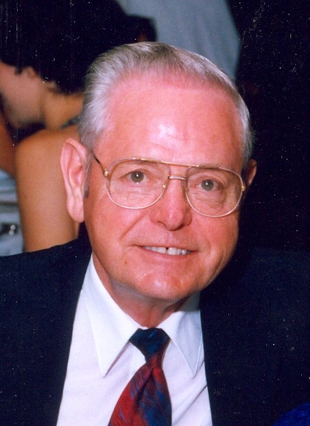 Obituario de Charles R. "Chuck" Cornwell