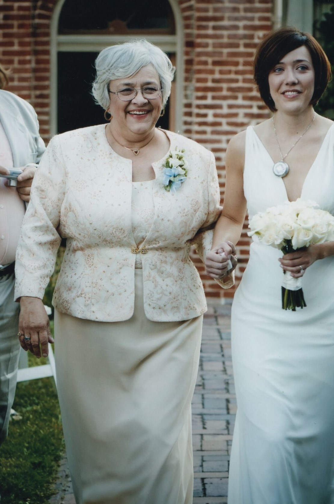 Obituario de Christine Roth