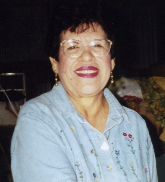 Obituary of Beatrice Garza Cantu