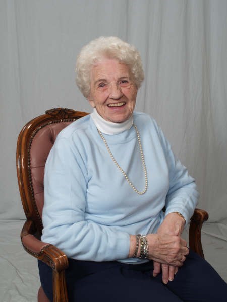 Obituary of Dorothy Merle Peter Walker