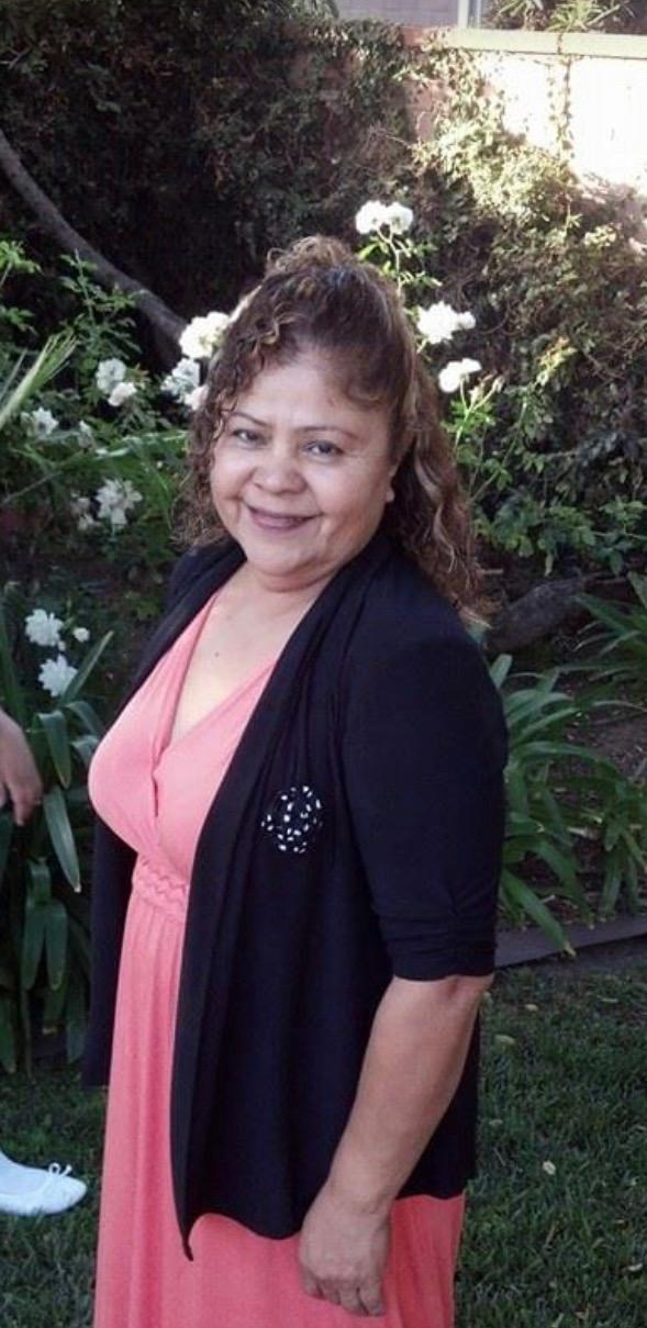 Obituary of Laura "Lala" Elena Echeverria