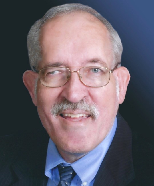 Obituario de Mr. Robert Marion Holbrook