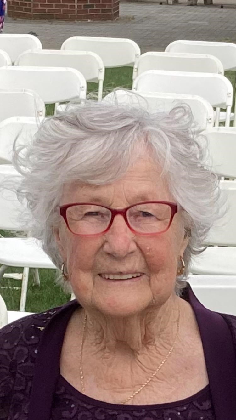 Obituary of Lillian Irene Fischer