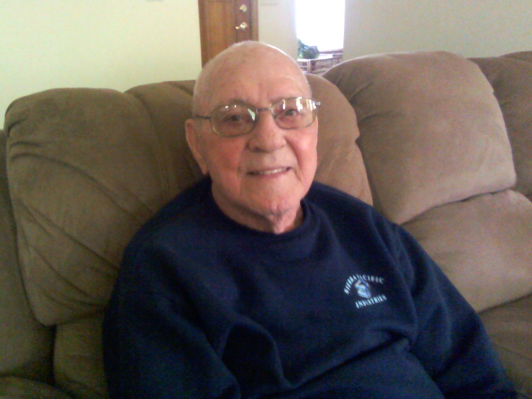 Obituary of Efton Thomas Little