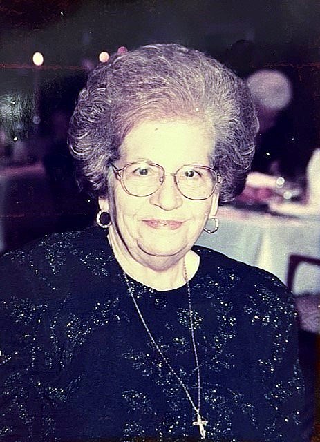 Obituary of Demetra Liakos