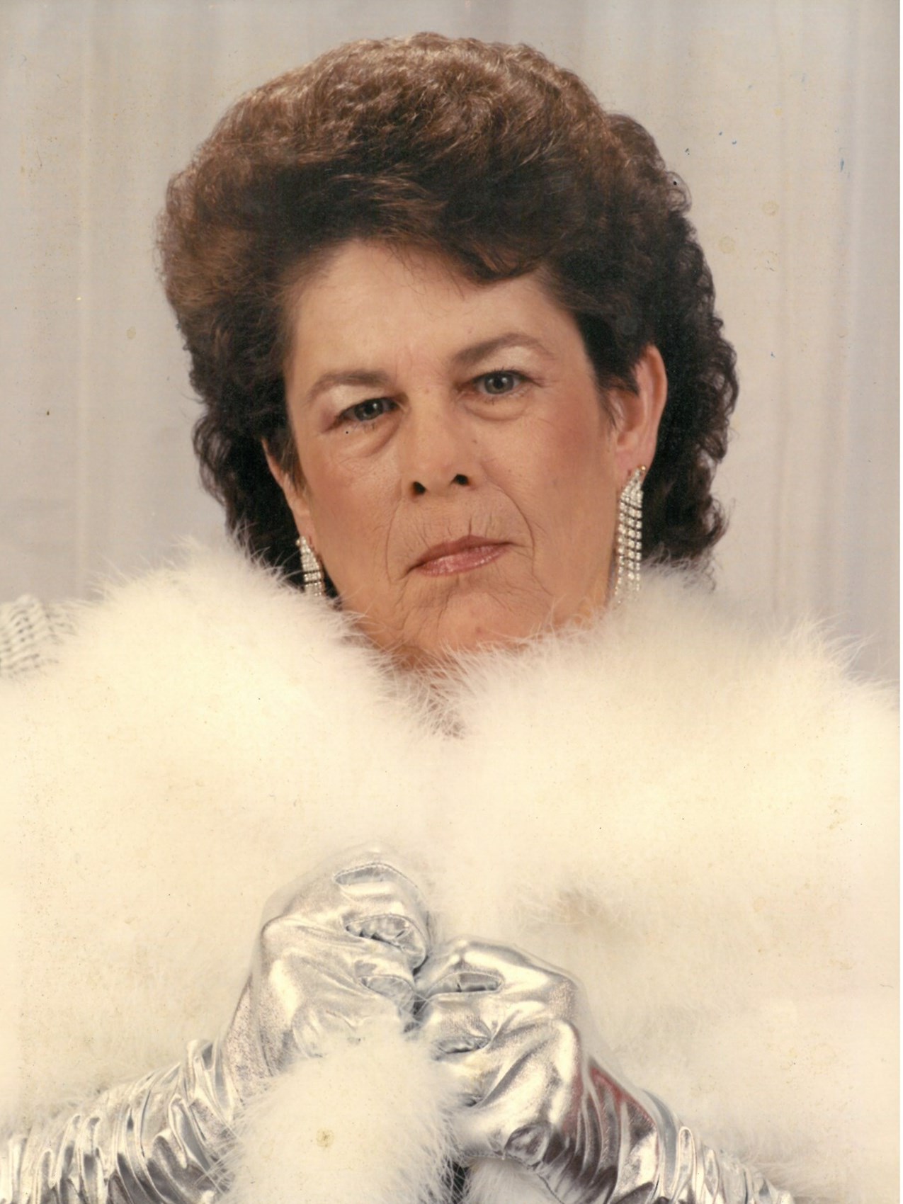 Earthman Funeral Home   Baytown Obituaries - uz6kec2