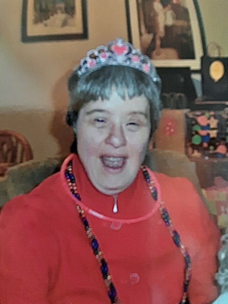 Obituario de Alexandra "Sandy" Mattis