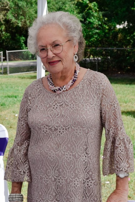 Obituary of Mary L Davila