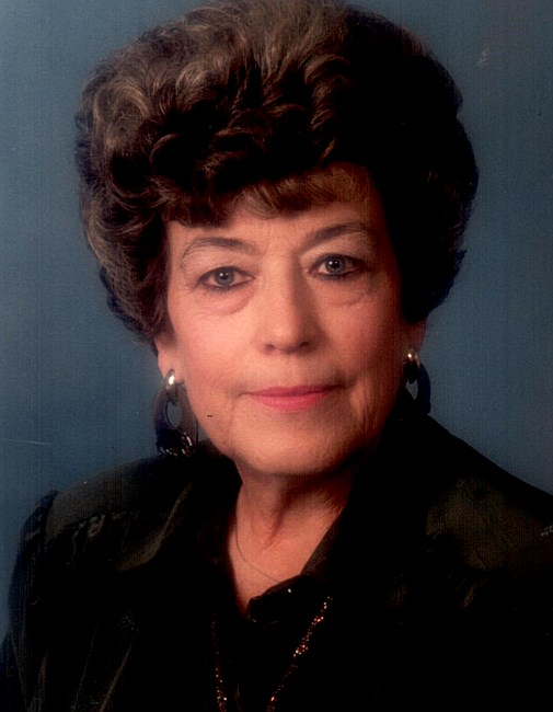 Obituary of Virginia "Chindy" Lee Perry