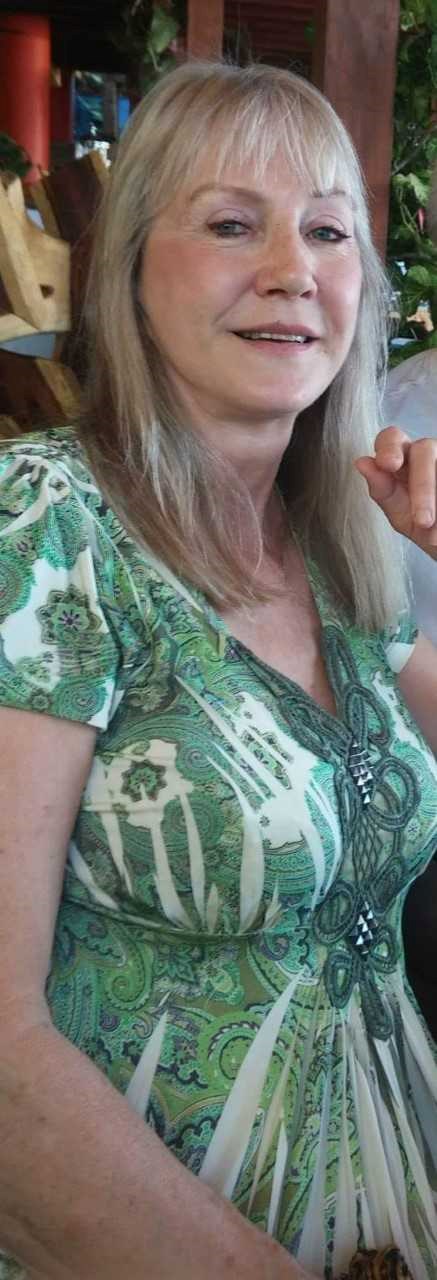 Obituary of Tina Norma Earle