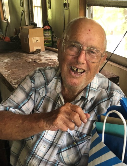 Obituary of Donald R Thomas