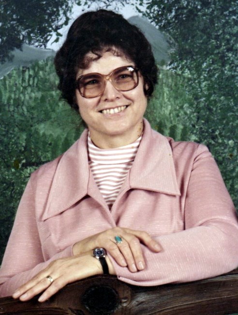 Obituary of Maxine C. Levan